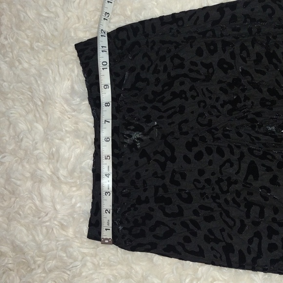 Animal Print Sheer Leggings - Picture 4 of 6